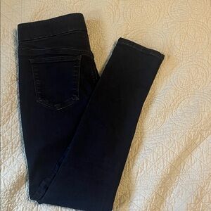 Gloria Vanderbilt Dark Blue Skinny Pull on Jeans